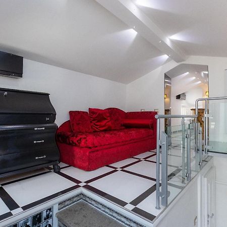 Star Home By Rental In Рим Экстерьер фото
