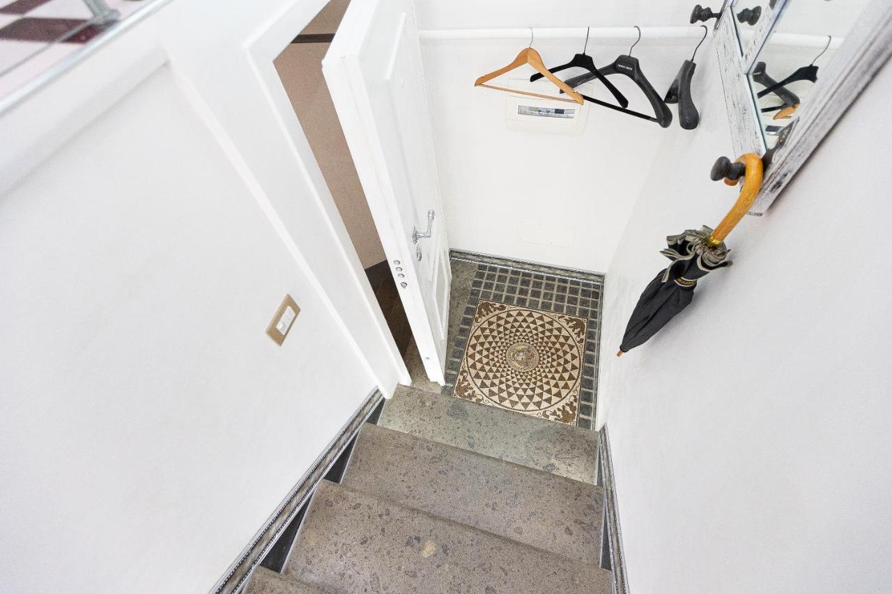 Star Home By Rental In Рим Экстерьер фото